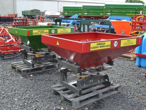 Janpol Standard két tárcsás műtrágya szóró 6-24 m 600 liter Janpol Standard két tárcsás műtrágya szóró 6-24 m 600 liter