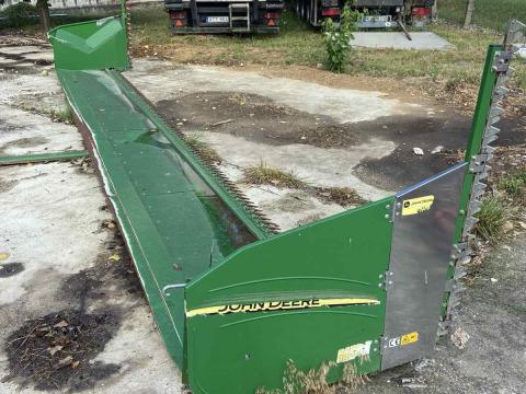 Repcetoldat John Deere 625R 7,6 méteres vágóasztalhoz Repcetoldat John Deere 625R 7,6 méteres vágóasztalhoz