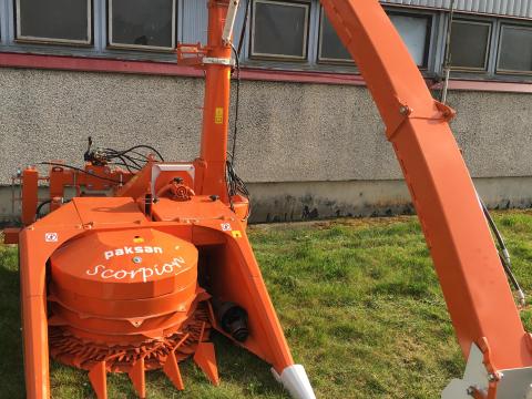 Új Paksan Scorpion sorfüggetlen silózó készletről eladó - megéri ajánlatot kérni Új Paksan Scorpion sorfüggetlen silózó készletről eladó - megéri ajánlatot kérni