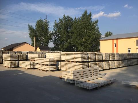 Kótaji kerítés vadháló drótfonat betonoszlop táblás panel drótkerítés kerítésdrót Kótaji kerítés vadháló drótfonat betonoszlop táblás panel drótkerítés kerítésdrót