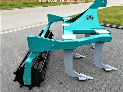 AGRONA MG típusú talajlazítók 2-3-4-5 késes kivitelben, csőpálcás hengerrel AGRONA MG típusú talajlazítók 2-3-4-5 késes kivitelben, csőpálcás hengerrel