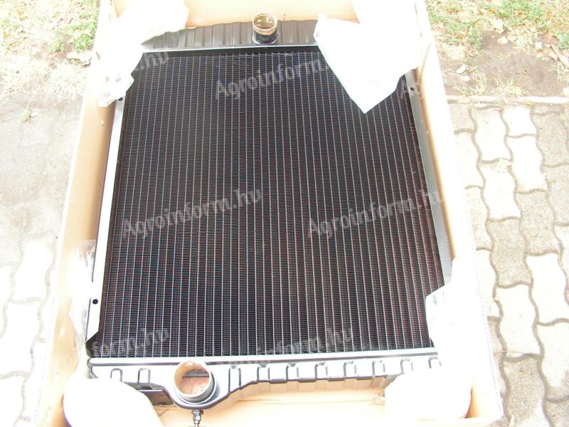 John Deere 4755, JD 4650, JD 4955 vízhűtő RE38666