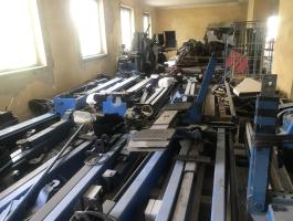 4 tonnás két oszlopos csápos emelő