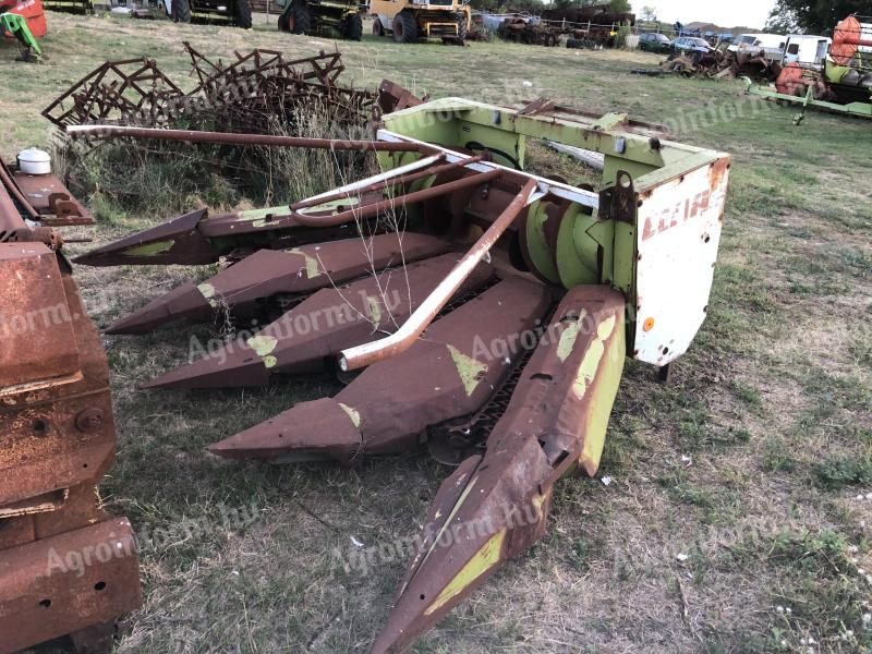 CLAAS silózó 4 soros asztal