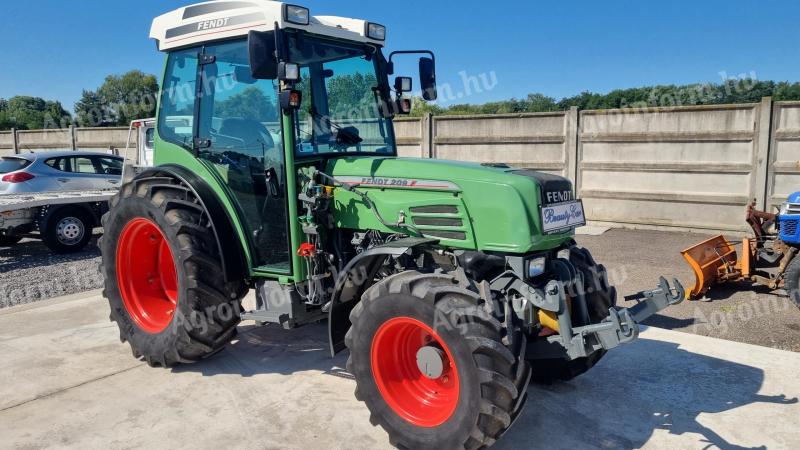 Fendt 209 F újszerű, 1500 üzemóra