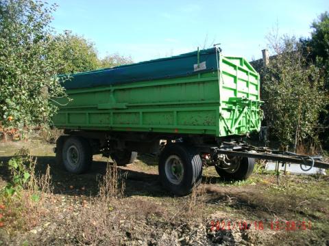 Eladó pótkocsi Eladó pótkocsi