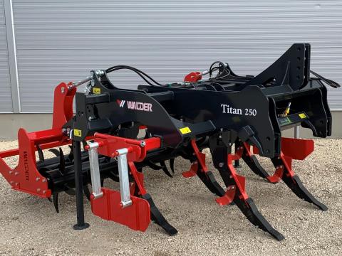 Új Walder Titan 250/5 középmély lazító,  ingyenes kiszállítással Új Walder Titan 250/5 középmély lazító,  ingyenes kiszállítással