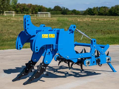 Középmély talajlazító (2 késes) tarajos hengerrel (SPÓROLJON ÜZEMANYAGOT) Középmély talajlazító (2 késes) tarajos hengerrel (SPÓROLJON ÜZEMANYAGOT)