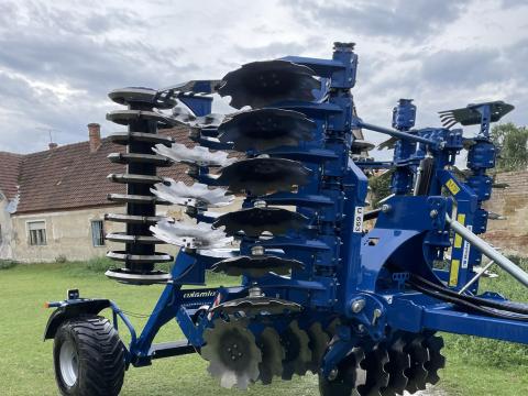 Rolmako U 693 4 m-es féligfüggesztett rövidtárcsa