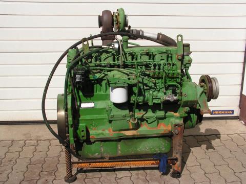 John Deere 8.1 L motor John Deere 8.1 L motor