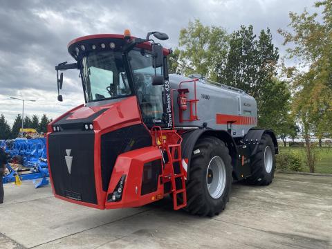 Holmer Terra Variant 435 önjáró hígtrágya kijuttató eszköz - Magtár Kft Holmer Terra Variant 435 önjáró hígtrágya kijuttató eszköz - Magtár Kft