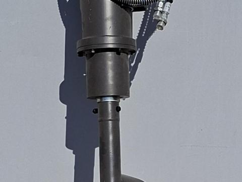Hidromotoros lyukfúró, gödörfúró adapter árokásó géphez Hidromotoros lyukfúró, gödörfúró adapter árokásó géphez