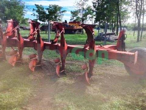 Massey Fergusson DP9 - 5 fejes váltvaforgatós eke Massey Fergusson DP9 - 5 fejes váltvaforgatós eke