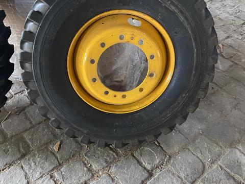 Munkagép gumiabroncs Munkagép gumiabroncs