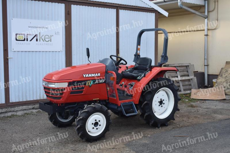 Yanmar AF230 japán kistraktor,  23 Le,  4WD