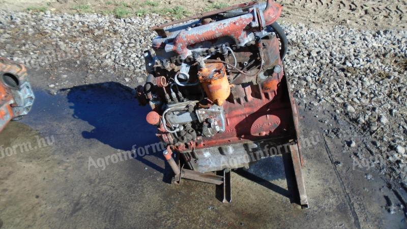 Mtz 80 és Mtz 50 motor több darab