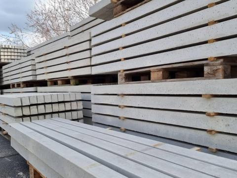 Betonoszlop Drótfonat Táblás kerítés Vadháló Országos szállítás Betonoszlop Drótfonat Táblás kerítés Vadháló Országos szállítás