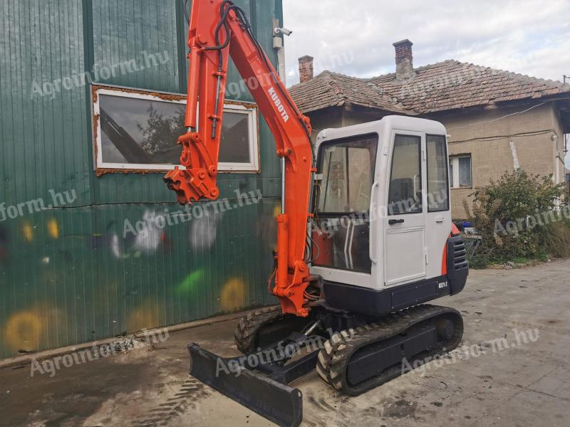 Kubota KX71-2 minikotró