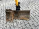 JCB 8018CTS + 3 db kanál, gyorscsat, 1700 h