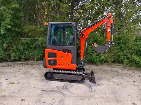 Sherpa WE18 Kubota Motor mini forgó kotró Sherpa WE18 Kubota Motor mini forgó kotró