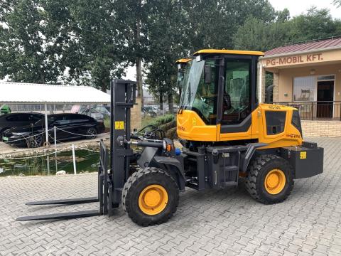 Sherpa PF45-30 3T 4x4 tereptargonca eladó – Új dízel targonca kiváló műszaki paraméterekkel Sherpa PF45-30 3T 4x4 tereptargonca eladó – Új dízel targonca kiváló műszaki paraméterekkel
