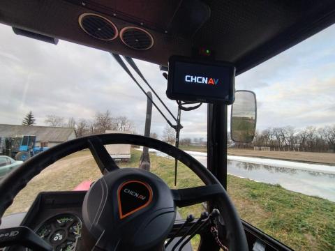 Terranav AS10 Automata kormányzási rendszer keleti traktorokba is,  MTZ,  ZETOR. Érdeklődjön Terranav AS10 Automata kormányzási rendszer keleti traktorokba is,  MTZ,  ZETOR. Érdeklődjön