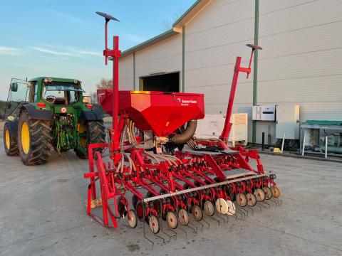 Gabonavetőgép eladó Mórahalmon Gabonavetőgép eladó Mórahalmon