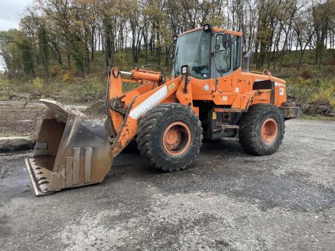 Doosan DL250 homlokrakodó Doosan DL250 homlokrakodó