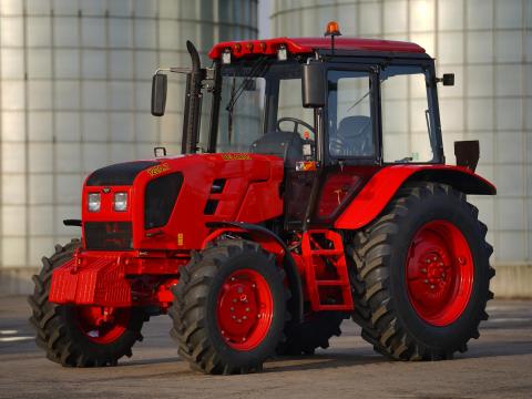 Belarus MTZ 1221.7-es traktor készletről
