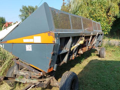 Nas 876 os napraforgó asztal eladó Nas 876 os napraforgó asztal eladó