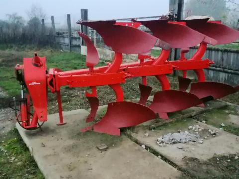 Kverneland 150 s váltvaforgató eke Kverneland 150 s váltvaforgató eke