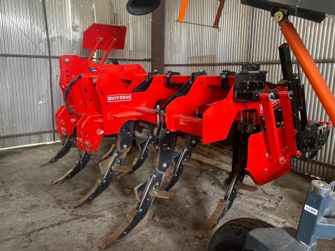 Quivogne SSDR Big 9/400 9 késes, 4 méteres talajlazító eladó