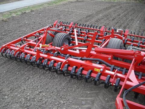 HE-VA EURO-TILLER magágykészítő Kc-Békés Kft HE-VA EURO-TILLER magágykészítő Kc-Békés Kft