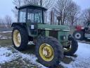 John Deere 2140