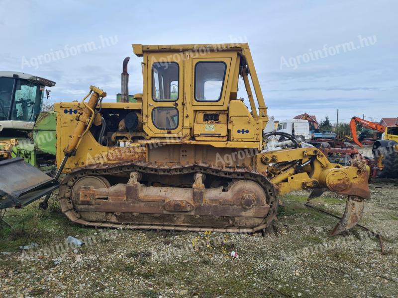 Komatsu D85-18 dózer