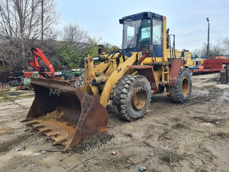 Komatsu WA 250-1 homlokrakodó