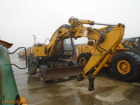 JCB JS130 W gumikerekes kotró bontásra,  alkatrésznek JCB JS130 W gumikerekes kotró bontásra,  alkatrésznek