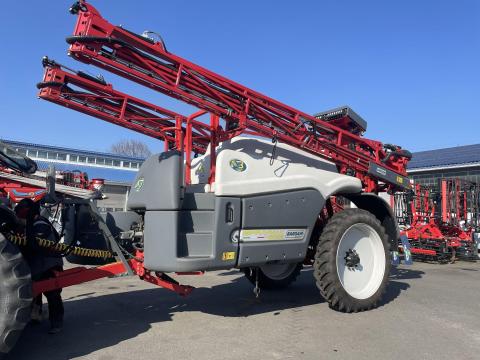 Bargam SprayMax 4500/28-560 G-VAR Plus vontatott szántóföldi permetezőgép Bargam SprayMax 4500/28-560 G-VAR Plus vontatott szántóföldi permetezőgép