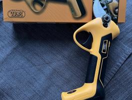 Volpi Predator 220 akkumulátoros metszőolló