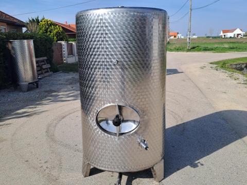 Borászati tartály 1000 l inox zárt