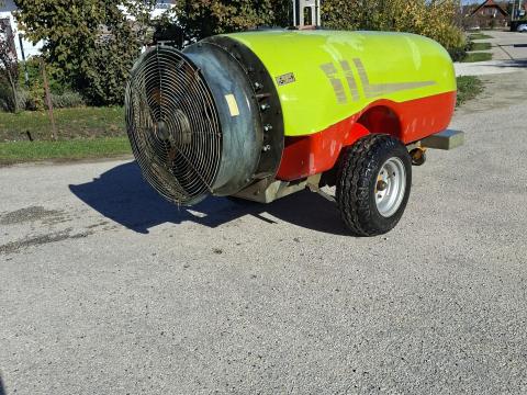 Caffini 2100L ültetvényes permetező eladó Sopron és Tokaj között Caffini 2100L ültetvényes permetező eladó Sopron és Tokaj között