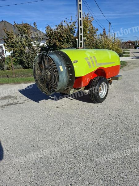 Caffini 2100L ültetvényes permetező eladó Sopron és Tokaj között