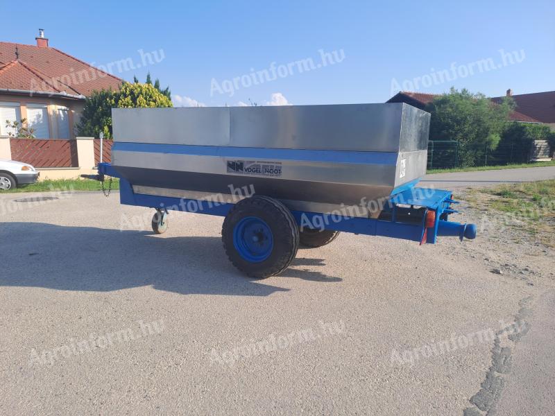 Szüretelőkocsi Inox 4000-L monopumpával Sopron-Tokaj