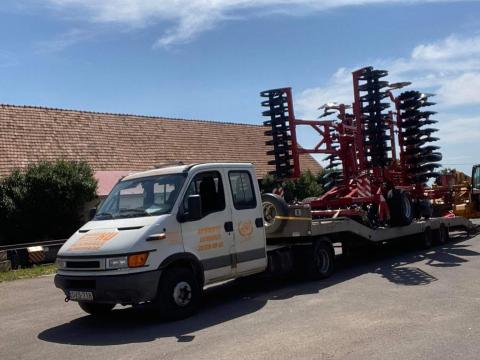 Autómentés Gépszallitás Túlméretes szállítás fuvarozás Autómentés Gépszallitás Túlméretes szállítás fuvarozás