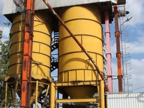 Napi tartály, tisztító berendezés, serleges felvonók eladó