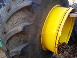 John Deere hátsó kerék eladó