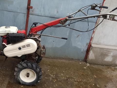 Honda f600 kerti kistraktort eszközeivel eladó Honda f600 kerti kistraktort eszközeivel eladó