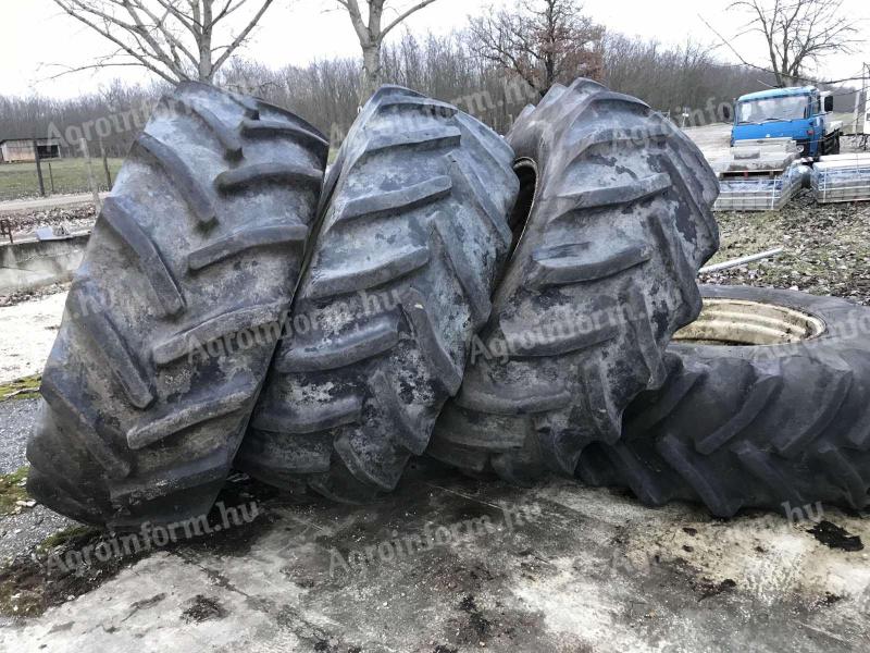 Versatile traktor kerék 710/70 R38