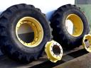 480/80R26 gumiabroncs,  állítható felnivel. John Deere 7810 elülső kerék.R112387 és 26XW15L