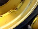480/80R26 gumiabroncs,  állítható felnivel. John Deere 7810 elülső kerék.R112387 és 26XW15L